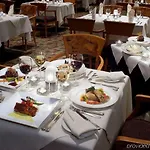 Best Western Plus Waterfront Hotel 