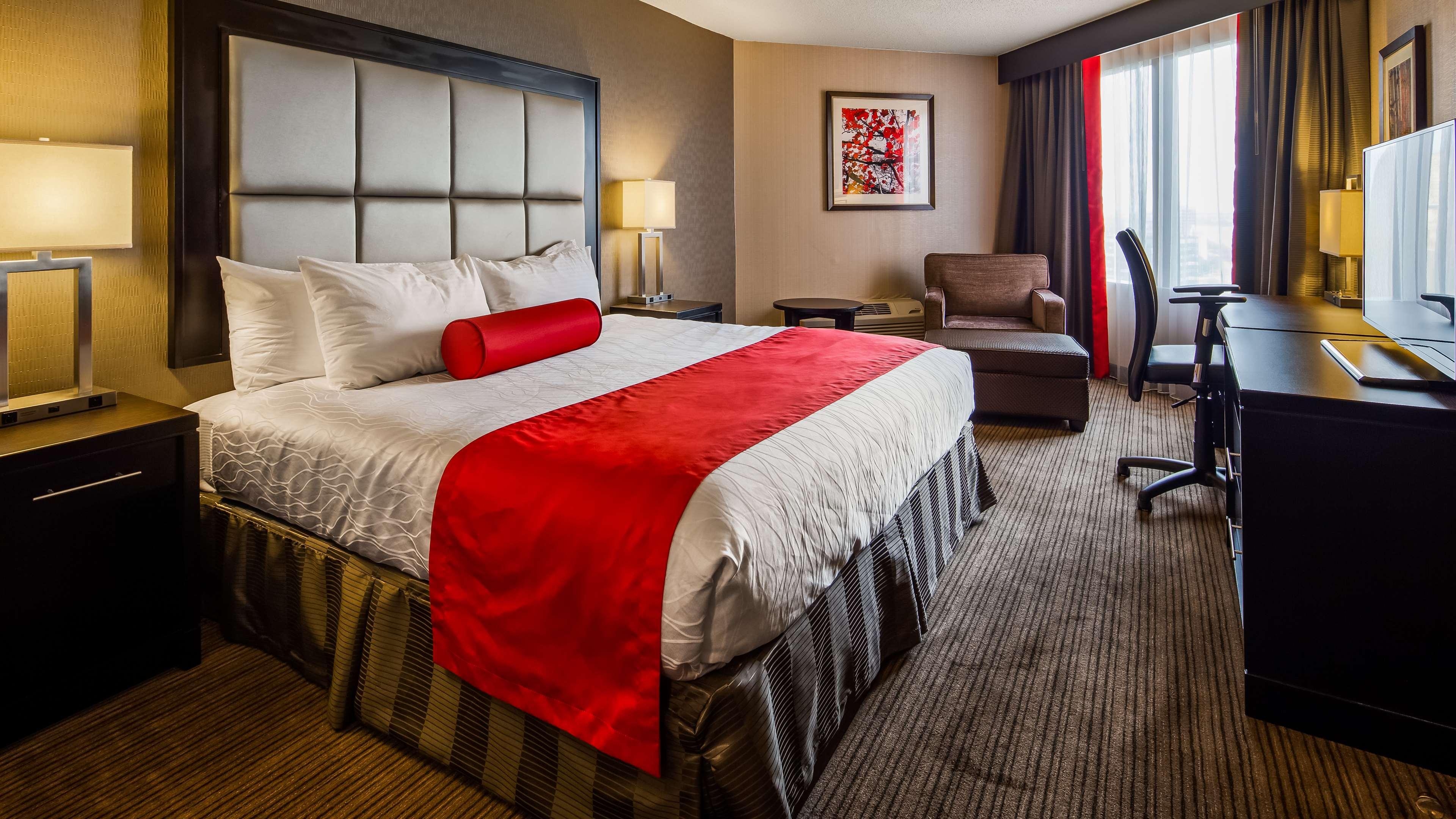 Western Waterfront 3*
